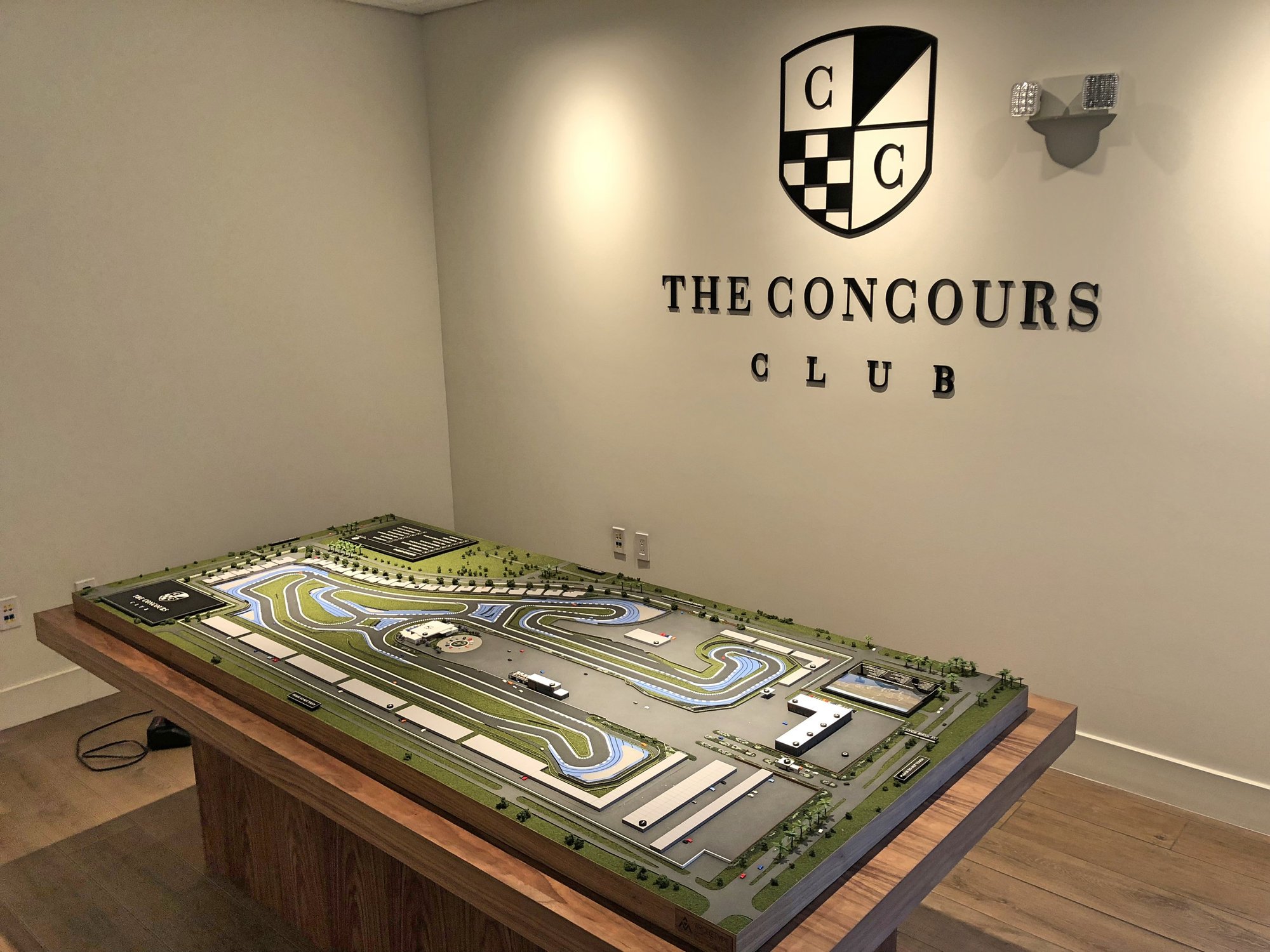 Another view of the Concours Race Club scale model