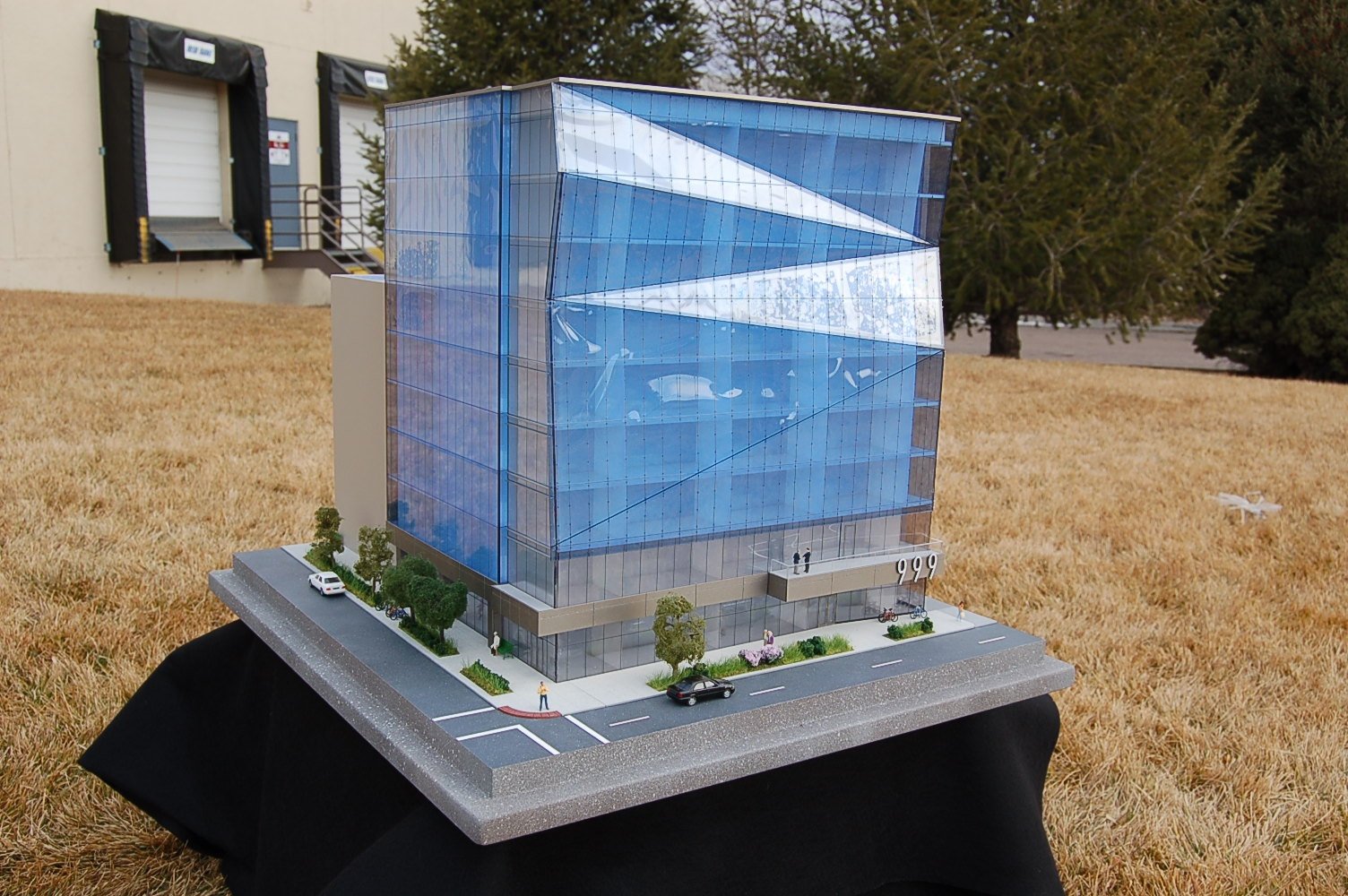 Denver 999 physical scale model