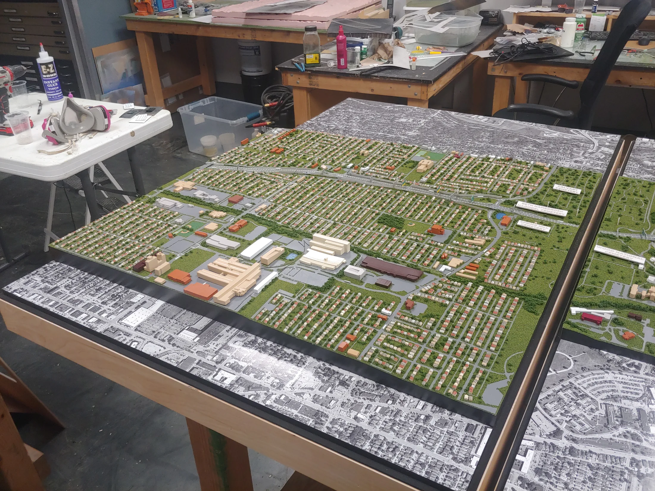 Detailed I-94 model with highway ramps, rows of neighborhood houses and surrounding streets.