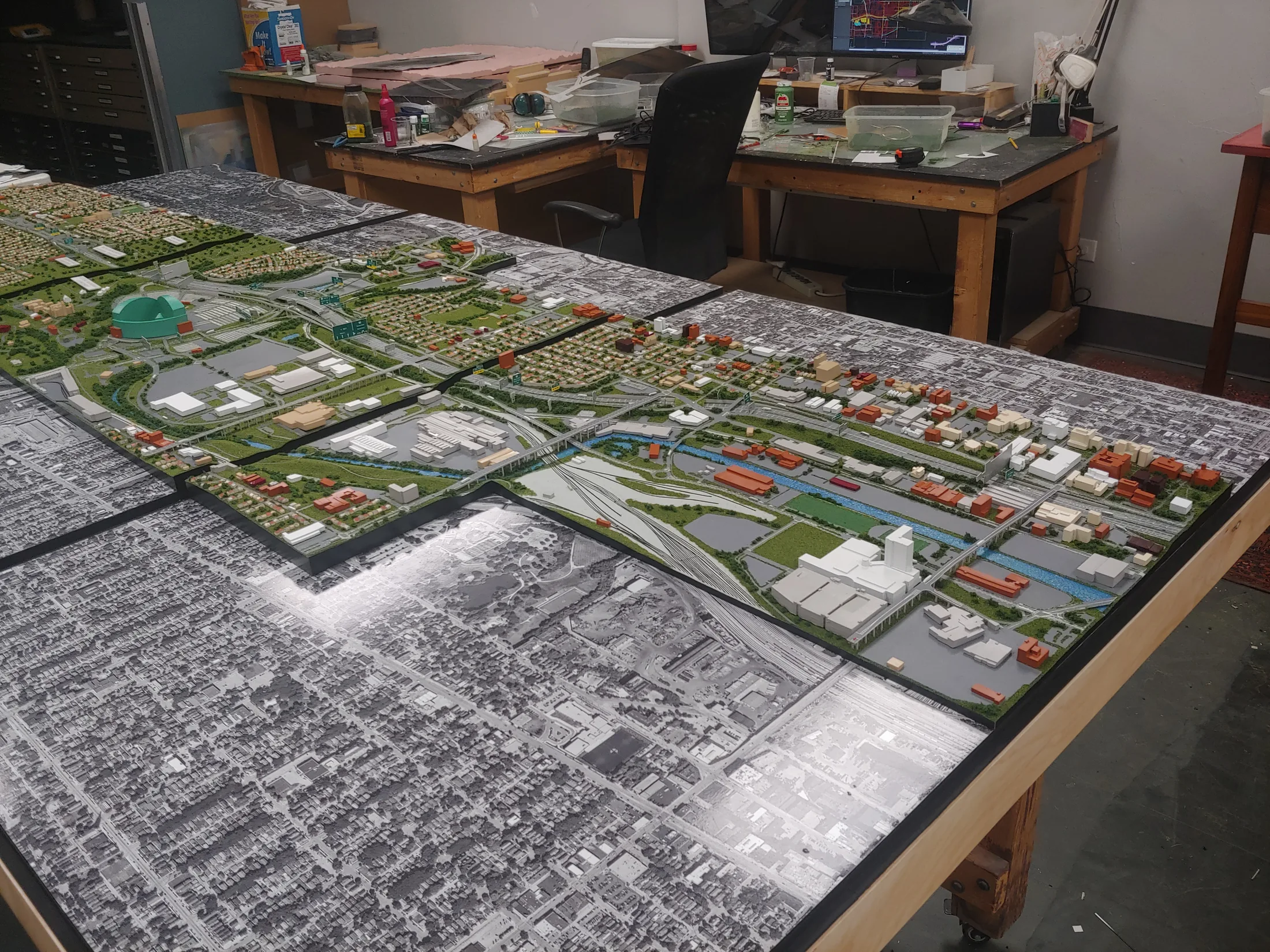Eastern portion of the I-94 model with elevated roads, river crossings, rail lines and city blocks.
